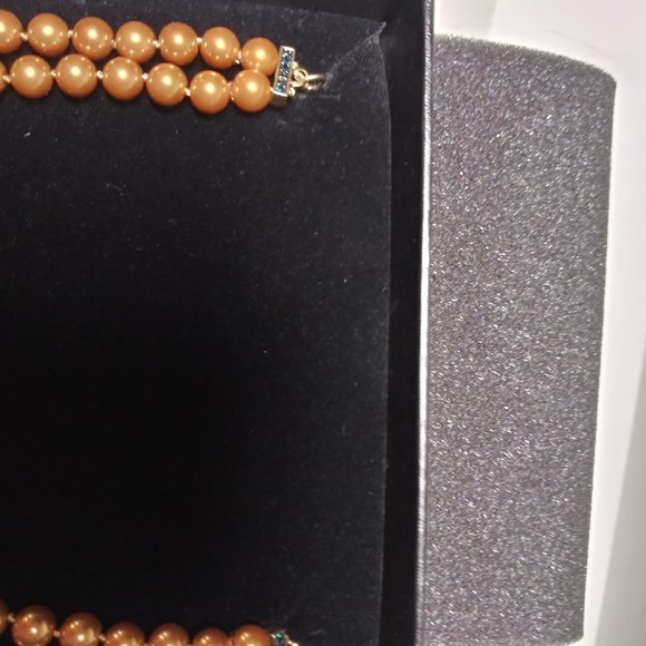 HEIDI DAUS Crystal & Faux Pearls Necklace w/ Box~ Looks New.. - Picture 6 of 7